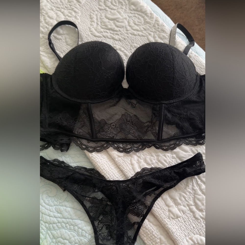 Victoria’s Secret Shine Straps Bustier Size 36D & LaceThong Size Medium